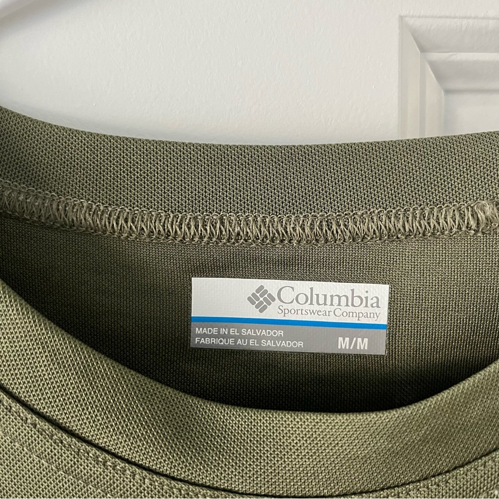 Columbia Men's Olive Green Omni-Wick Short Sleeve Tee - Picture 11 of 16